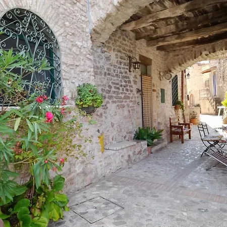 Eremo Di Santo Apollinare Apartamento *