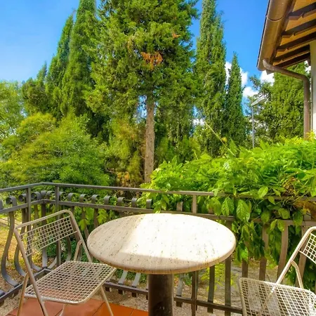 شقة Eremo Di Santo Apollinare